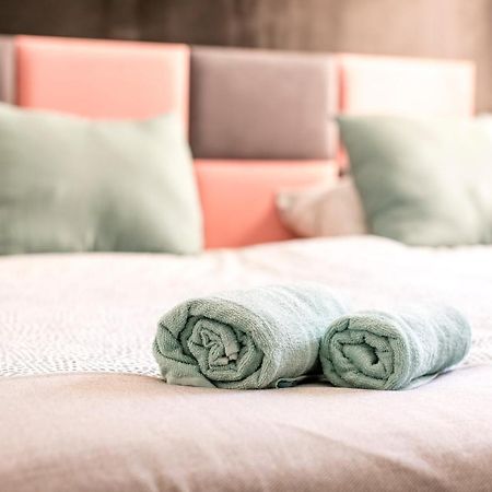 Cooltour Aparthotel Познан Екстериор снимка