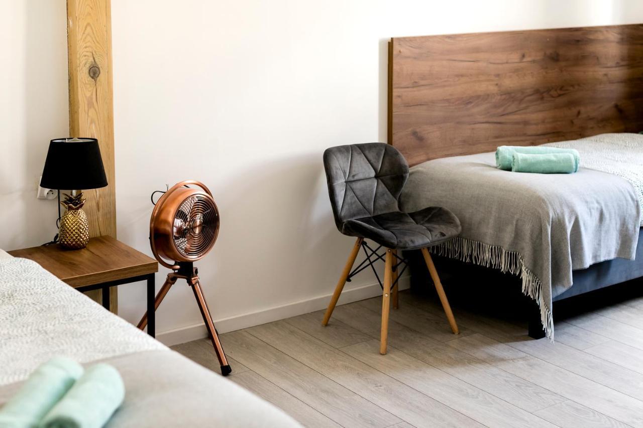 Cooltour Aparthotel Познан Екстериор снимка