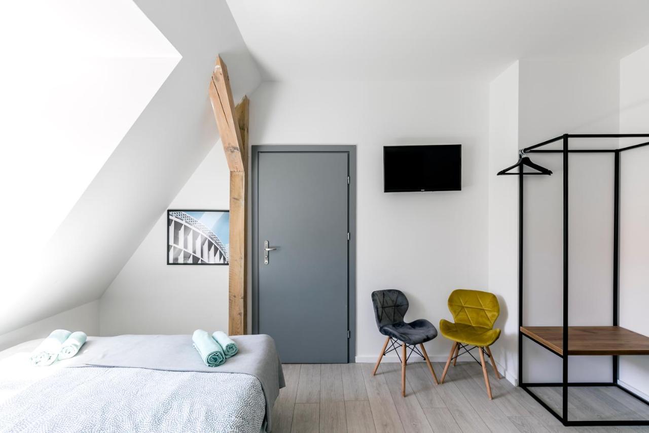 Cooltour Aparthotel Познан Екстериор снимка